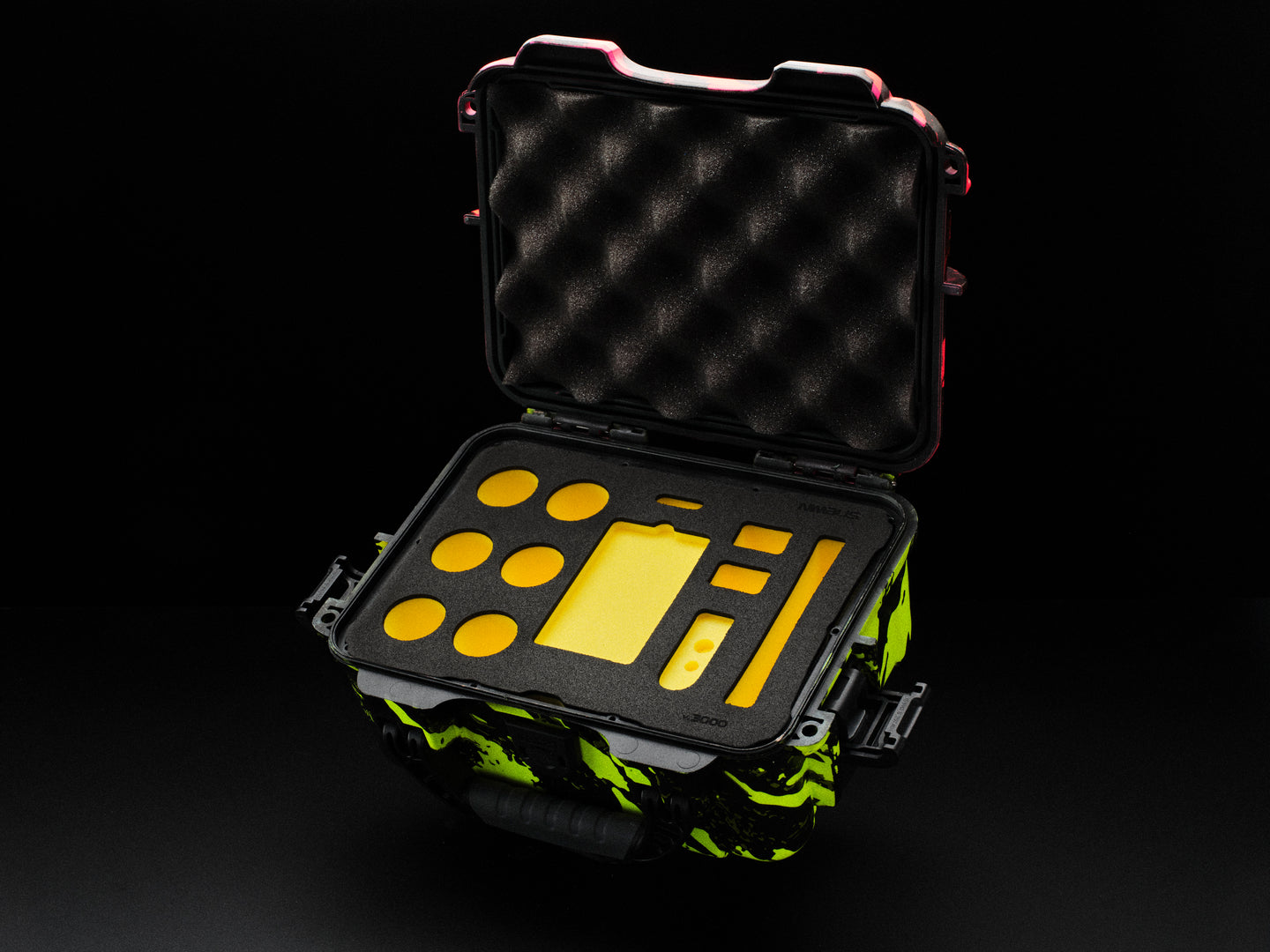 Le Tigre - Neon Pink / Yellow - 3000